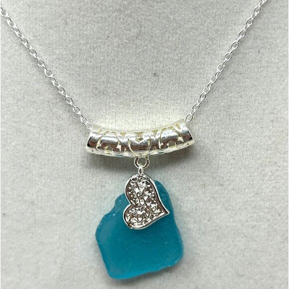 Teal Seaglass Pendant,‎ 20" Silver Plated Cable Chain and Bobble w/Heart Charm - Picture 1 of 6
